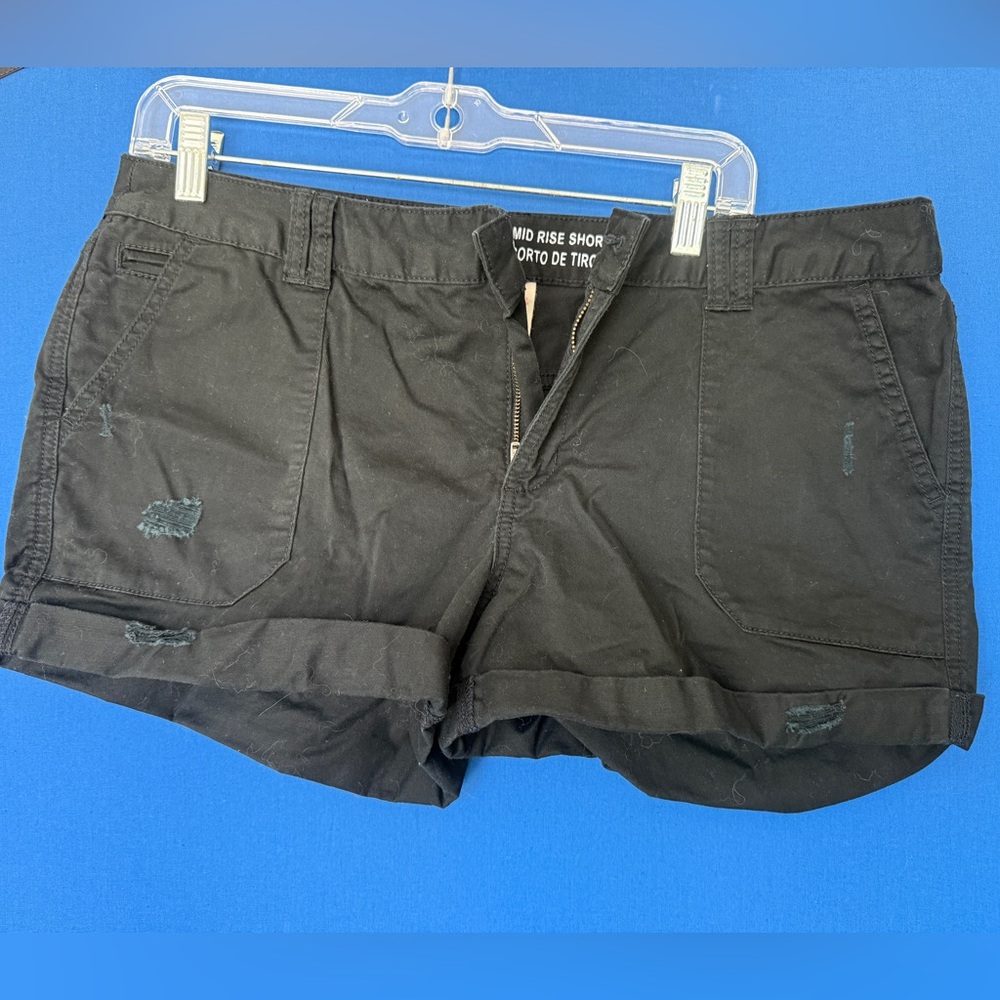 Mossimo Supply Co. Black Mid-Rise Distressed Women's Shorts